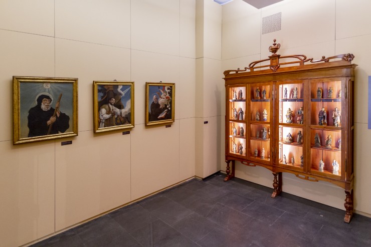 Sala Mestre Ataíde e Santeiros Populares